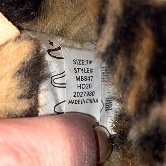 MADEWELL Quilted Scuff Leopard Cheetah Slip On MB847 Lounge Slippers Size 7 - Picture 4 of 13